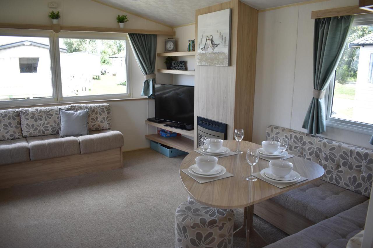 The Salsa Attractive Accomodation At Tattershall Lakes 외부 사진