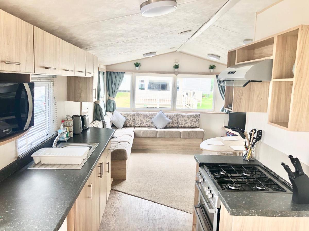 The Salsa Attractive Accomodation At Tattershall Lakes 외부 사진