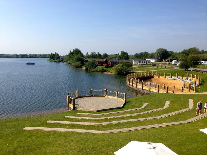The Salsa Attractive Accomodation At Tattershall Lakes 외부 사진